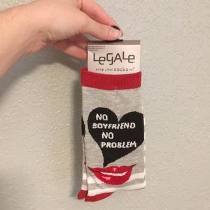No boyfriend long socks